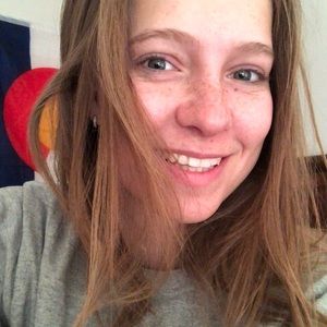 Meet your Posher, Kaitlyn